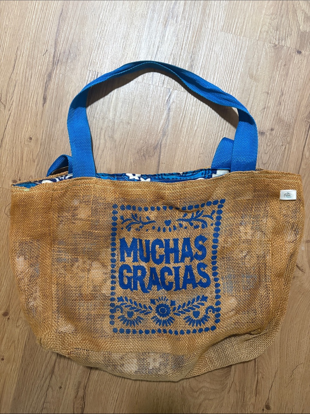 Burlap Tote Bag with "Muchas Gracias" Print